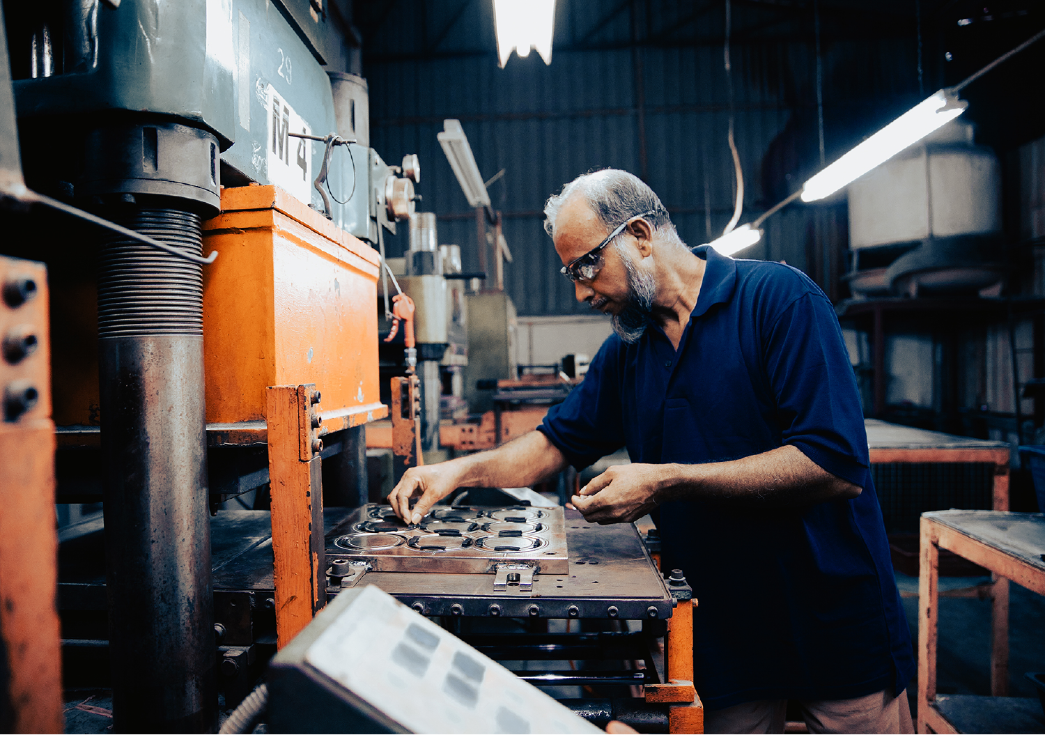 Universal Metal Products Uses Cleo to Automate EDI Operations, Saving Three Hours a Day