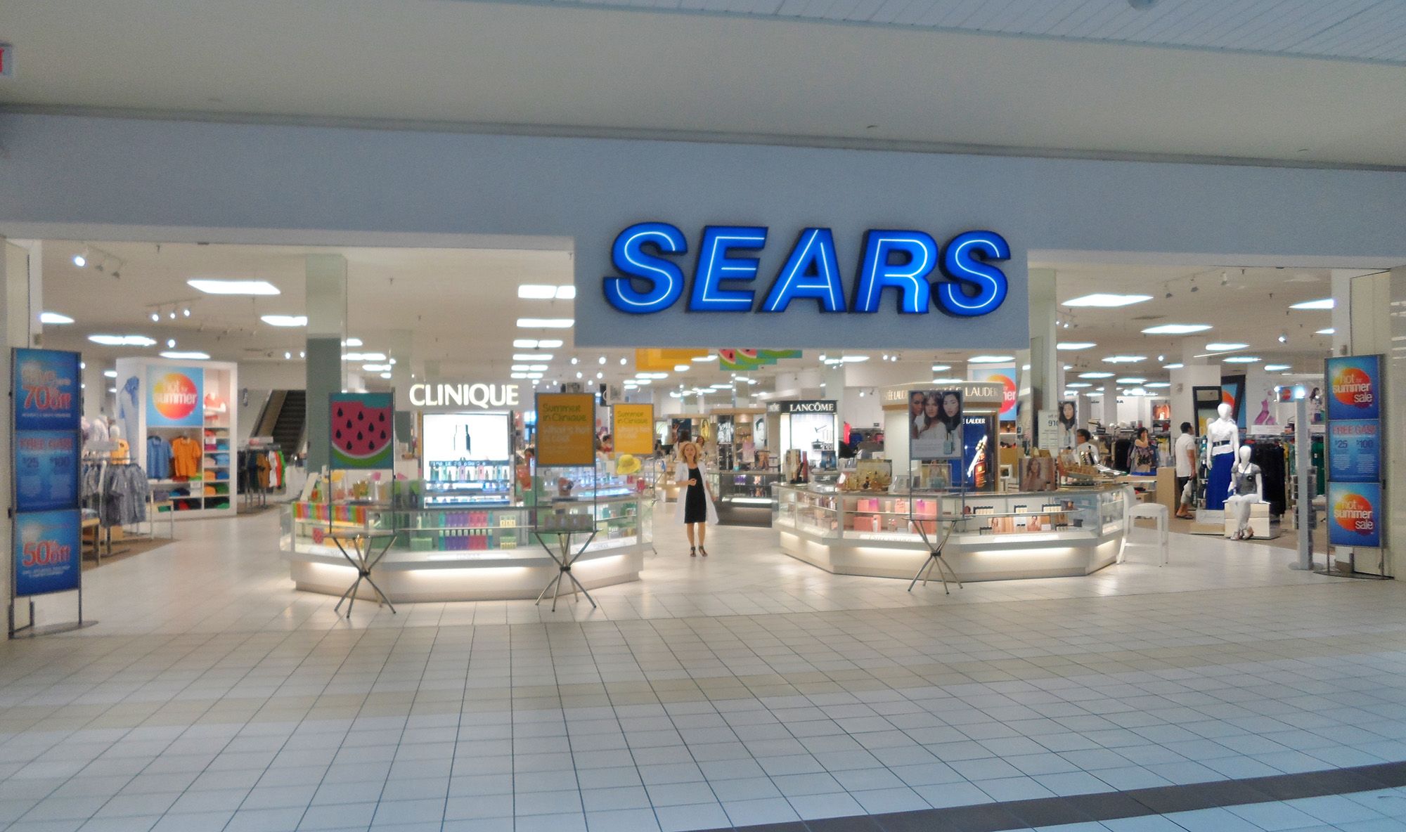 How three major failures sent a one-time retail king spinning into the depths of irrelevance. This is the story of the downfall of Sears.